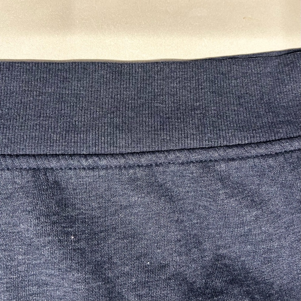 Authentic T-Shirt Company men’s sweatshirt, XL, blue/ gray - Picture 10 of 11